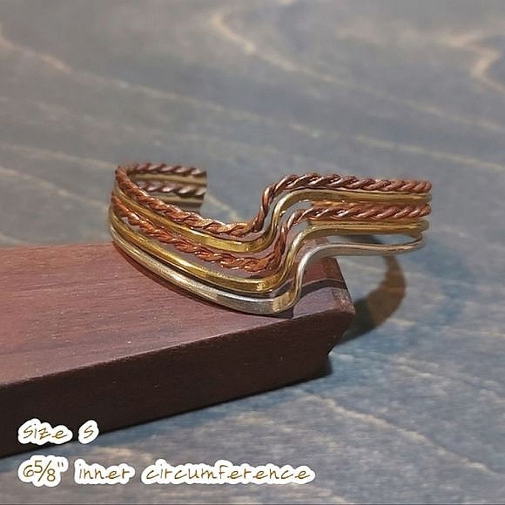 Vtg mixed metal wire cuff bracelet